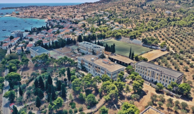 Αναργύρειος και Κοργιαλένειος Σχολή Σπετσών