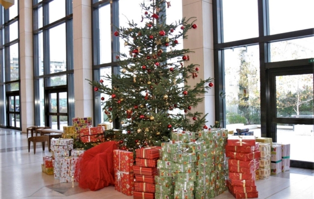 xmas megaro - (c)Akriviadis