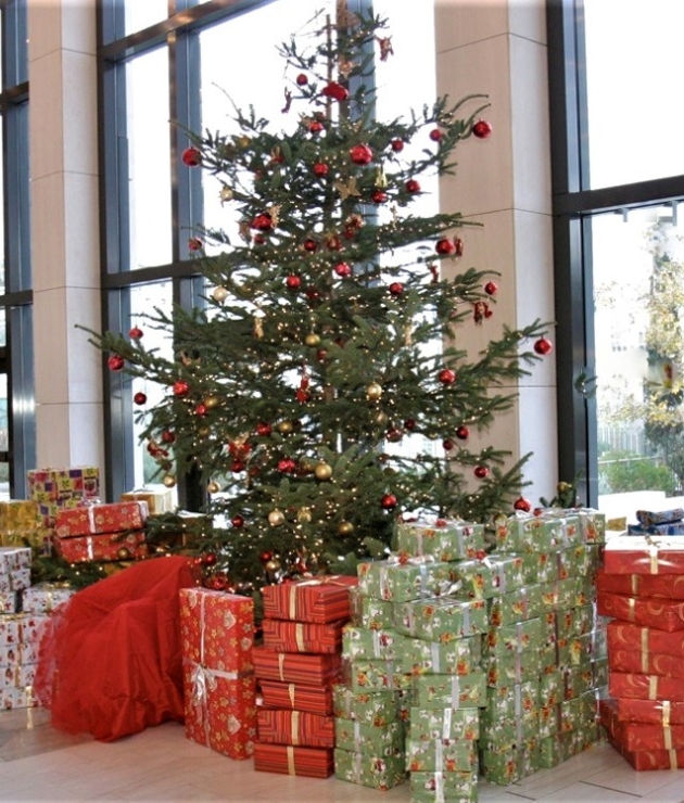 xmas megaro - (c)Akriviadis