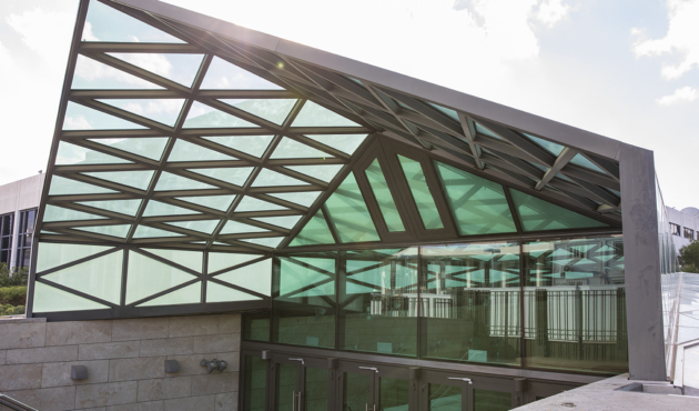 _Y4A5048-kokkali entrance - synedriako-(c)Yannis Bournias