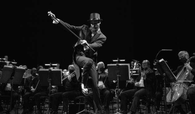 Dylan Corlay_Un tour d'orchestre à bicyclette