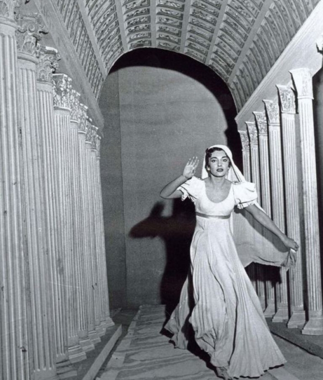 Maria_Callas_as_Guilia