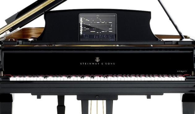 Steinway-Spirio-rtablet-
