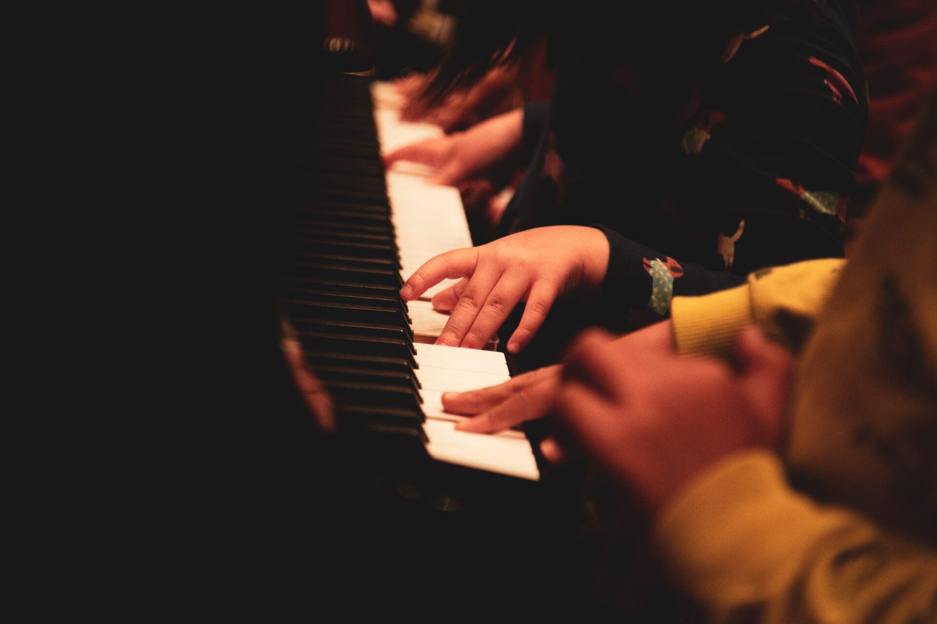 2023.04.09_Ekp.programma-Anakalyptontas_ta_organa_tis_orchistras-arpa-piano_IMG_8001©Kiki Papadopoulou