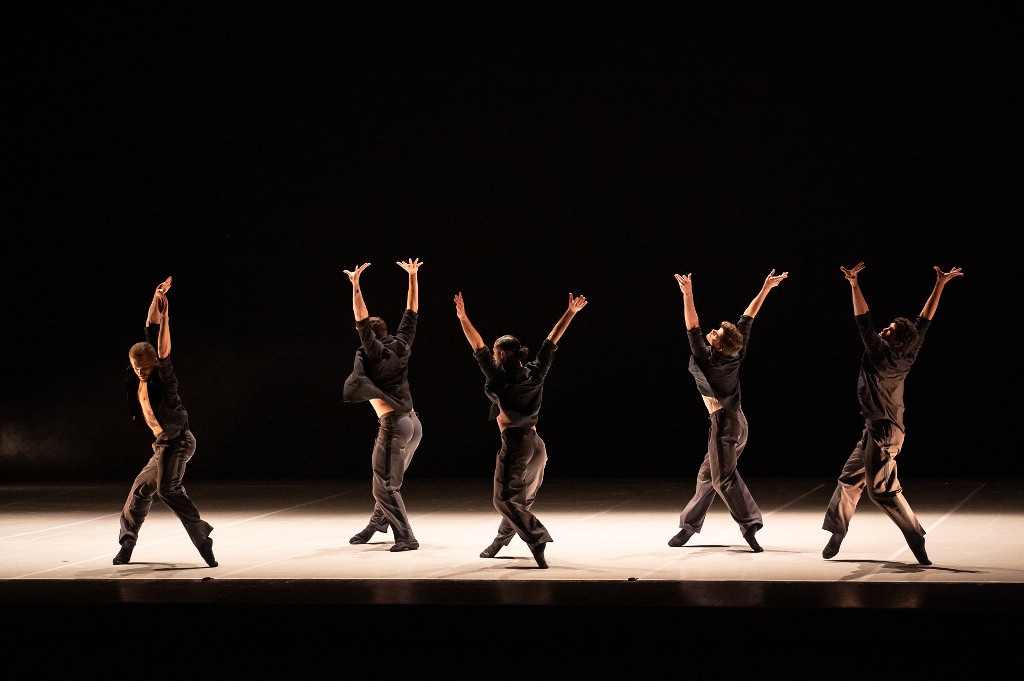 DanceMe_0052_©Rolando-Paolo-Guerzoni-Teatro-Comunale-di-Modena.jpg