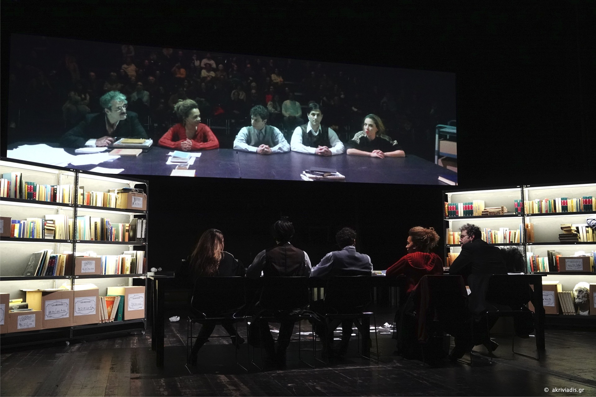 Megaron Underground. Η αισθηματική αγωγή - Ερευνώντας ένα αρχείο ρωγμών. Υποσκήνιο Β' 15/01/2025. Βαγγέλης Δαούσης, Χρήστος Διαμαντούδης, Γιώργος Κριθάρας, Ηλιάνα Μαυρομάτη, Ντέμπορα Οντόγκ