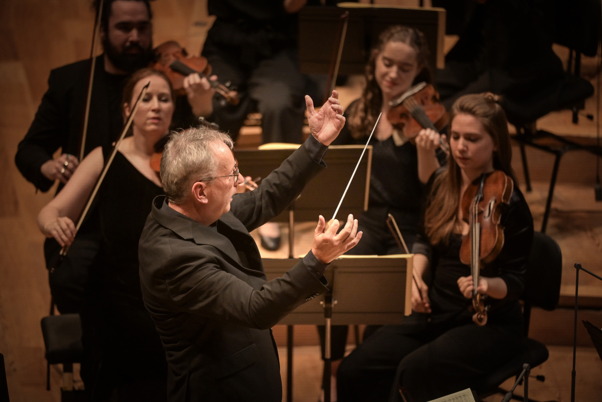 CONCERT MOZART BEETHOVEN –