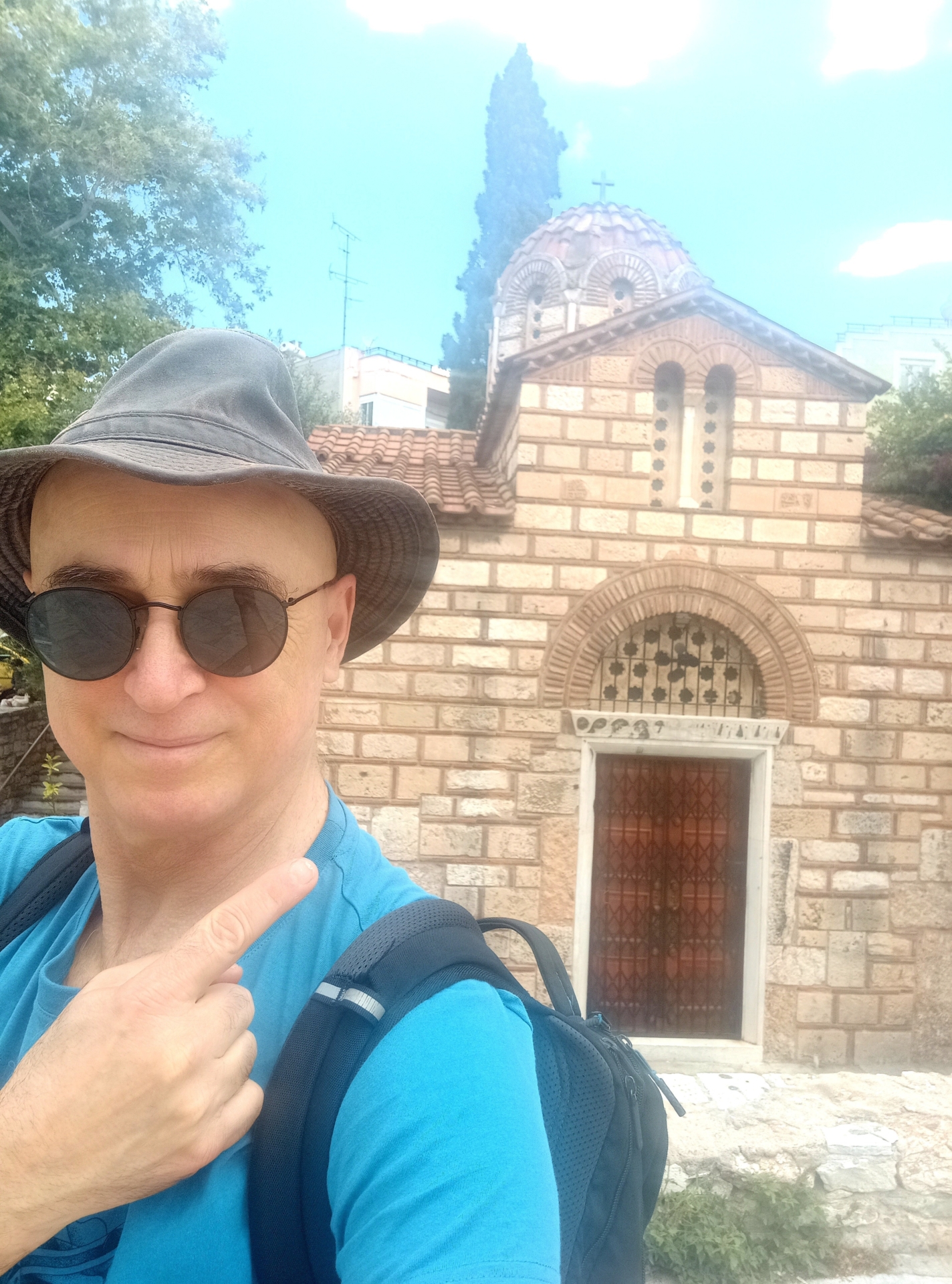 25-26-Polis Ensemble-IK-EtLesSaintsIncorporelsAthènes