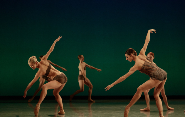 2022-09-21 _GBC_QuatreSaisons_PDA_Sasha_Onyshchenko_Maude_Sabourin_Yui_Sugawara