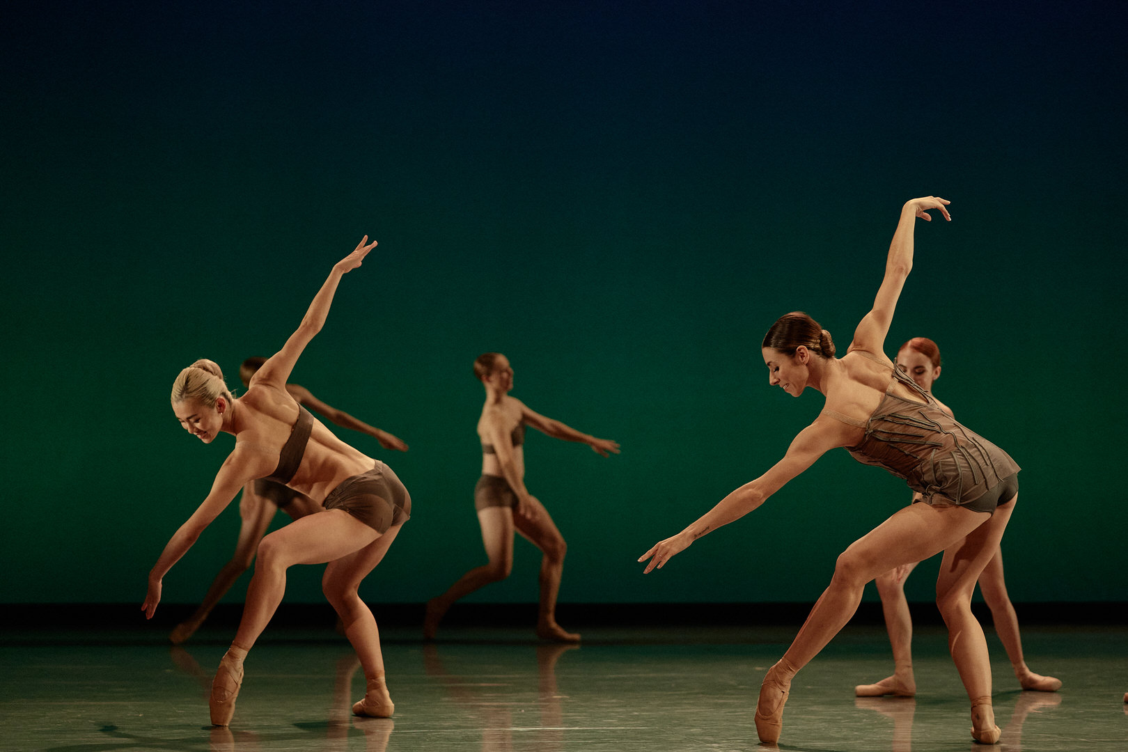 2022-09-21 _GBC_QuatreSaisons_PDA_Sasha_Onyshchenko_Maude_Sabourin_Yui_Sugawara