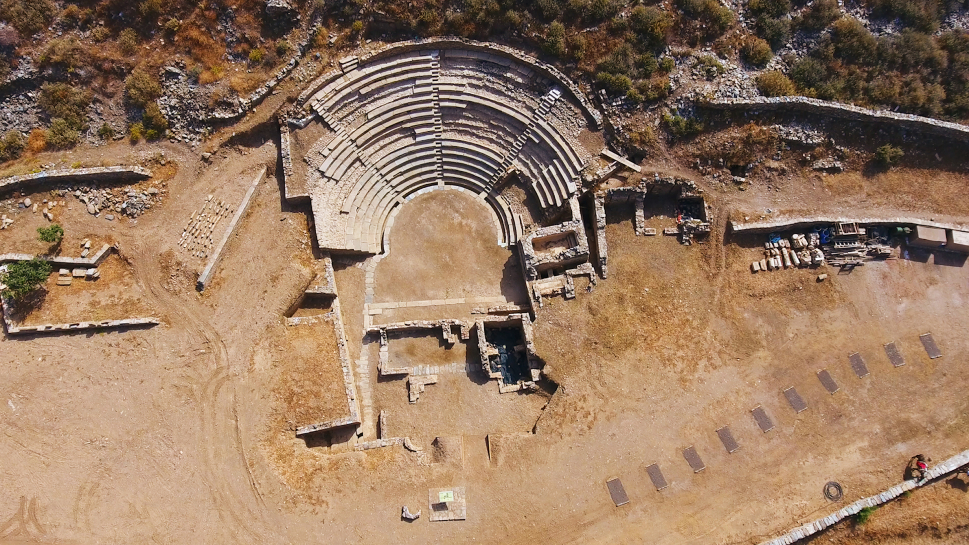 25-26 DIAZOMA – KARTHEAΚαρθαία (2)