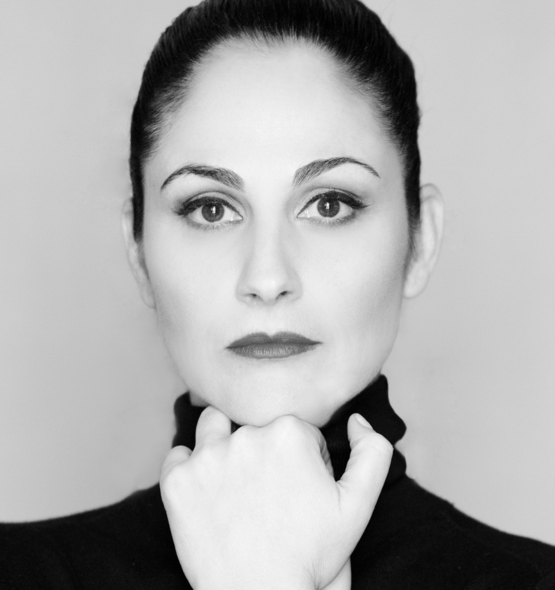 Laura Mamakos – Photo