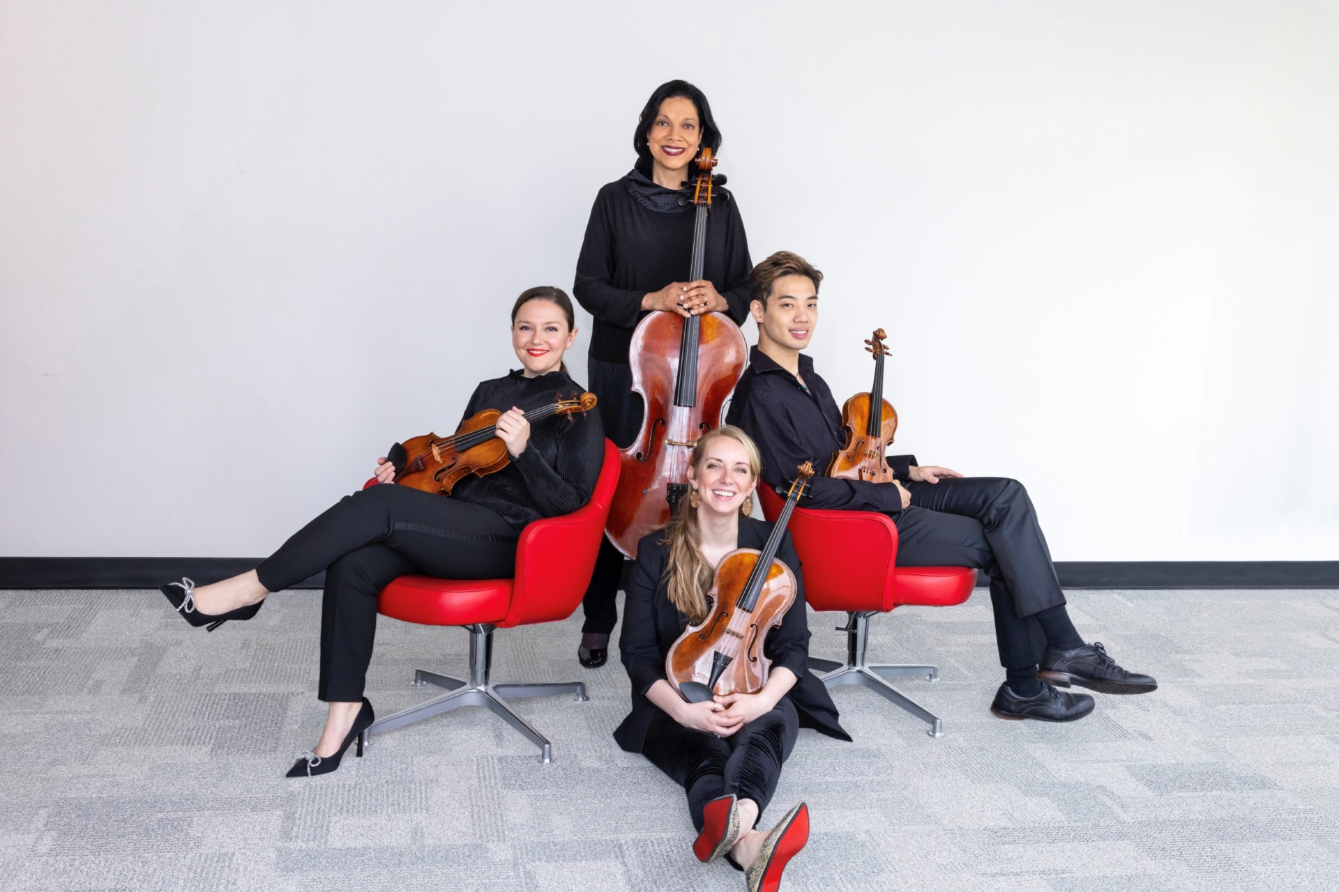JuilliardQuartet_Photo_01_copyright_RachelPapo_red