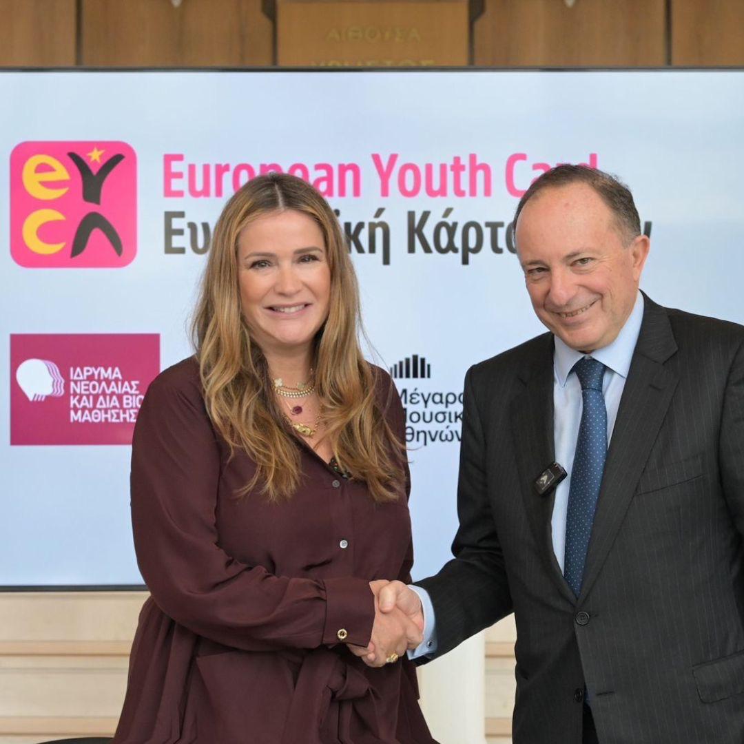 KARTA NEON-Photos signing-16-2-2026 2