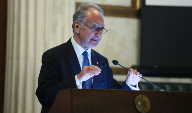 25-26_Πασχάλης Κιτρομηλίδης