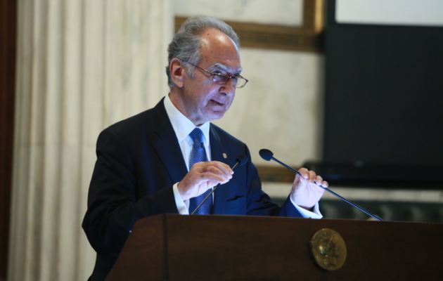 25-26_Πασχάλης Κιτρομηλίδης