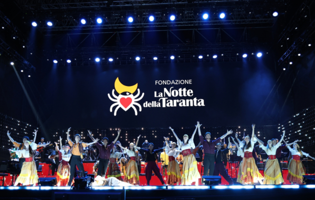 MMA 26-27-Orchestra Popolare La Notte della Taranta 9